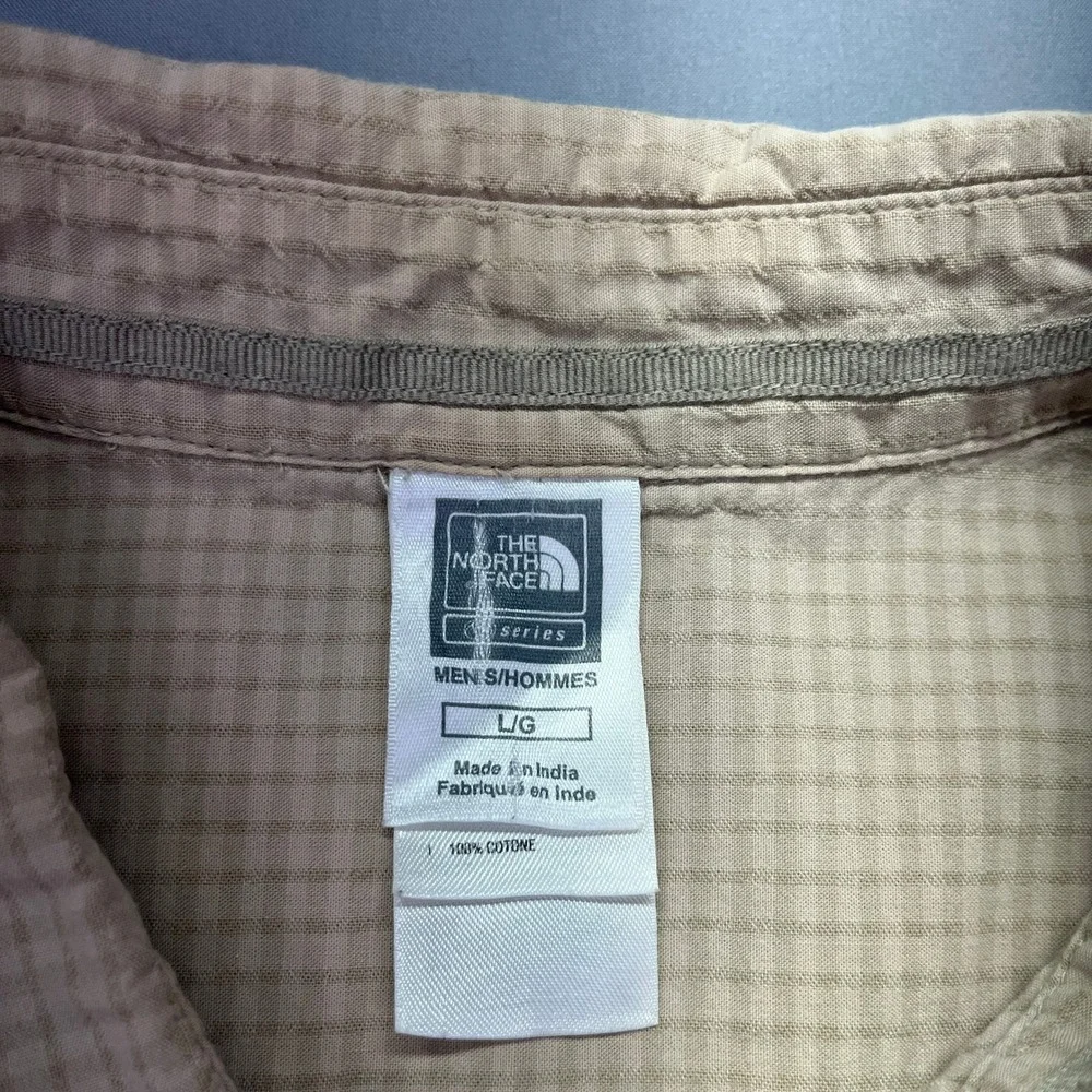 The North‎ Face Button Up Shirt Short Sleeve Plaid Outdoor Casual L